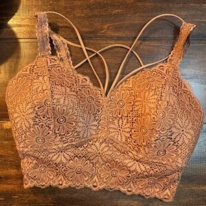 The Buckle BKE Brown Lace Bralette Medium